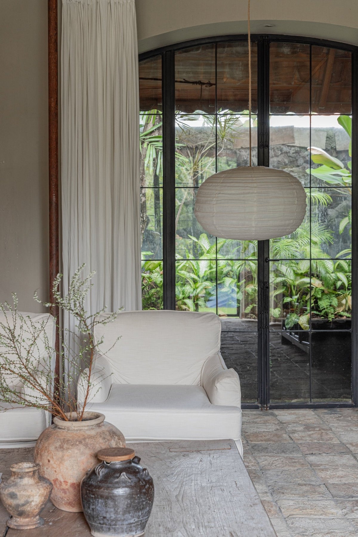 LÍN Oval Linen Shade - The Quiet Edit