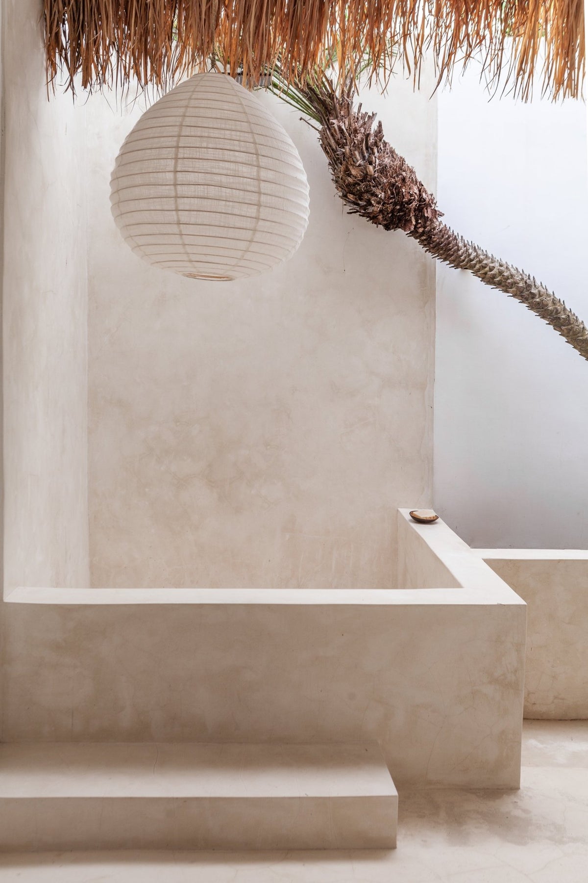 LÍN Tapered Linen Shade - The Quiet Edit